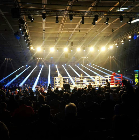 LED fresnel light for boxing match